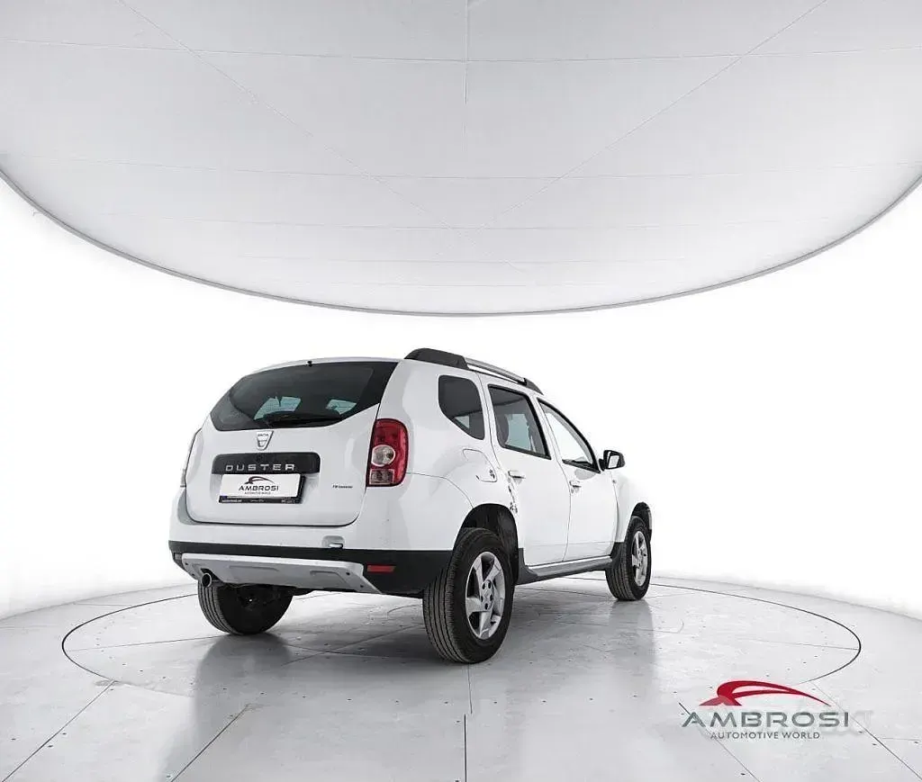 Usata Dacia Duster Ambiance 90 CV (66 kW) 2013 Bianco SUV