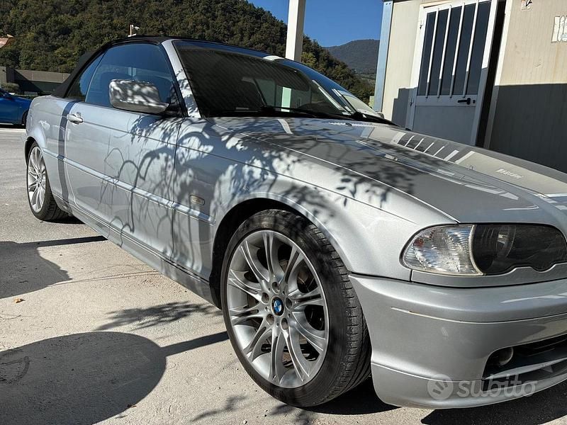 Usata BMW 318 Cabriolet Efficient Dynamics 143 CV (105 kW) 2002 Grigio Cabrio