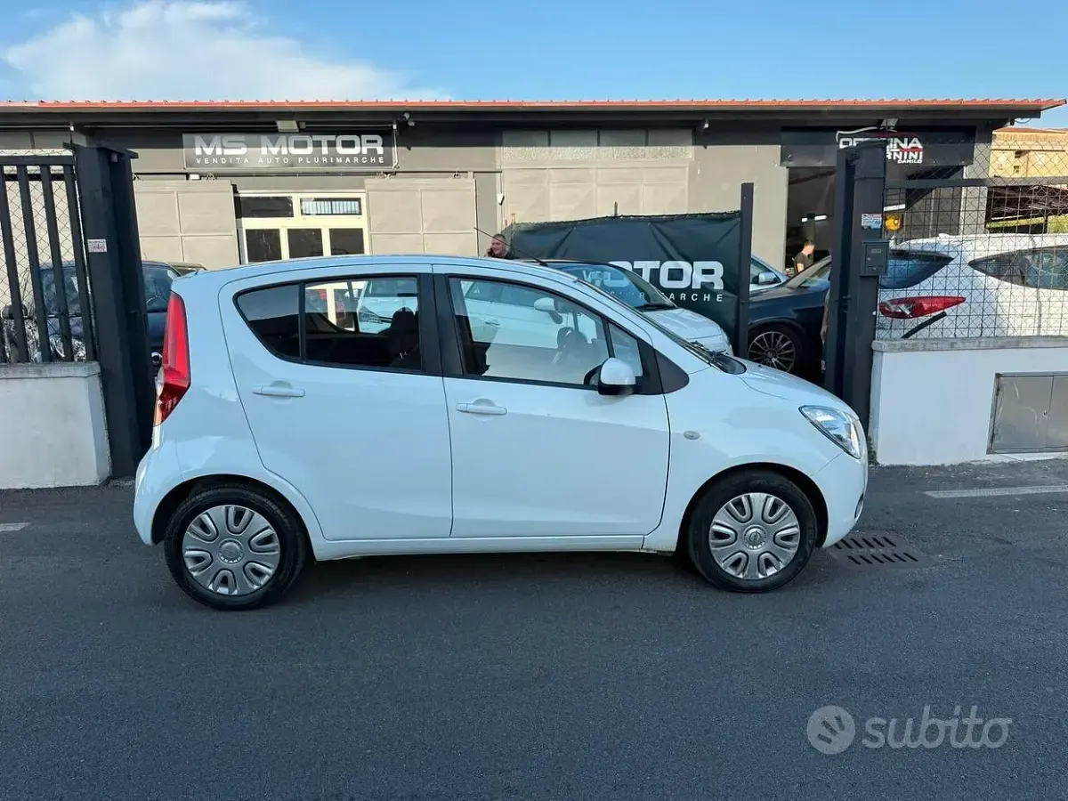 Usata Opel Agila 68 CV (50 kW) 2013 Bianco Utilitaria