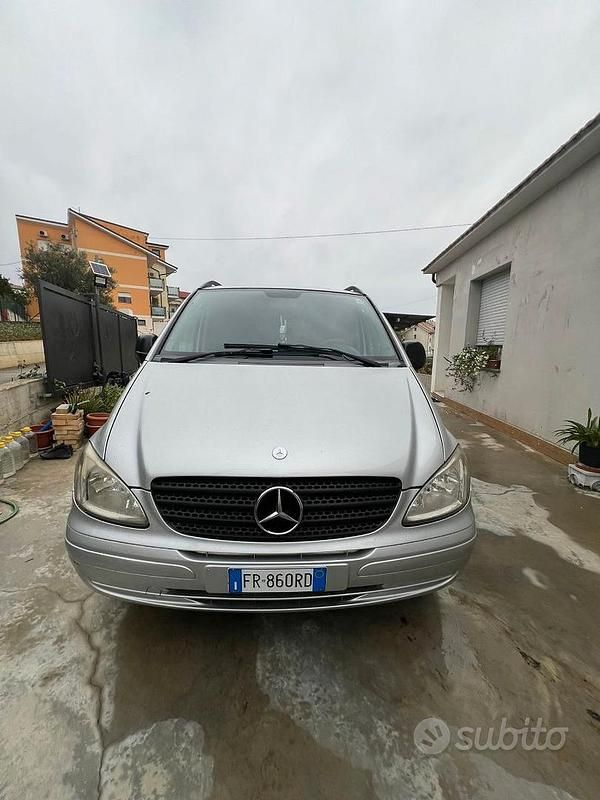 Usata Mercedes Vito 95 CV (69 kW) 2008 Grigio Furgone