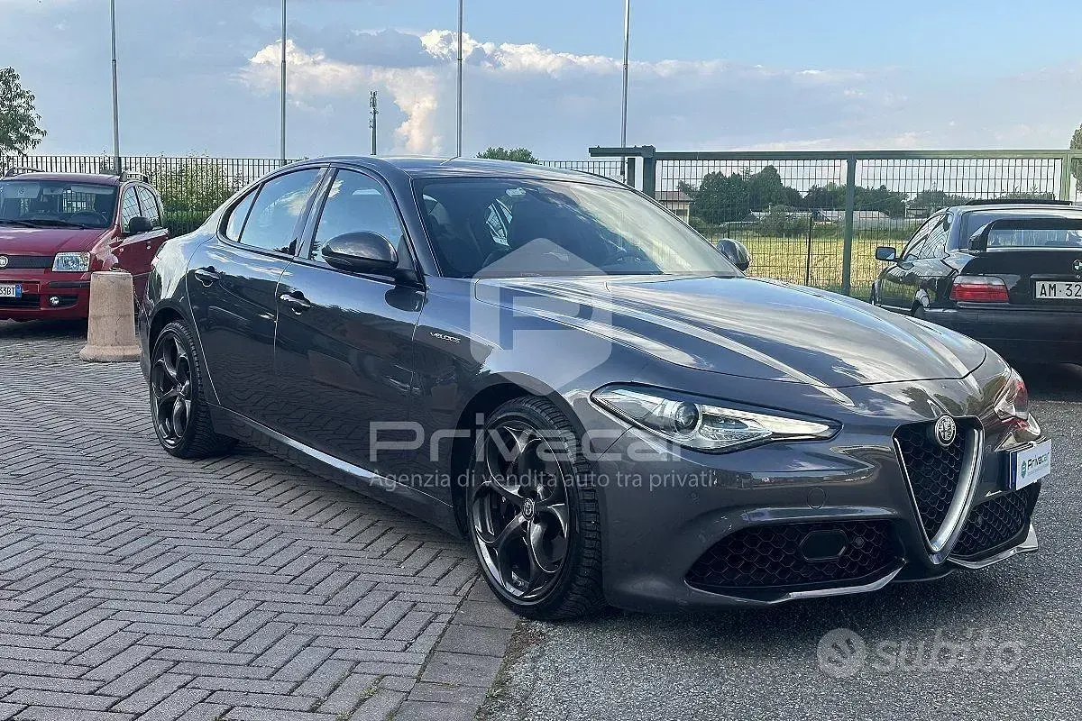 Usata Alfa Romeo Giulia Veloce 211 CV (155 kW) 2017 Grigio Berlina