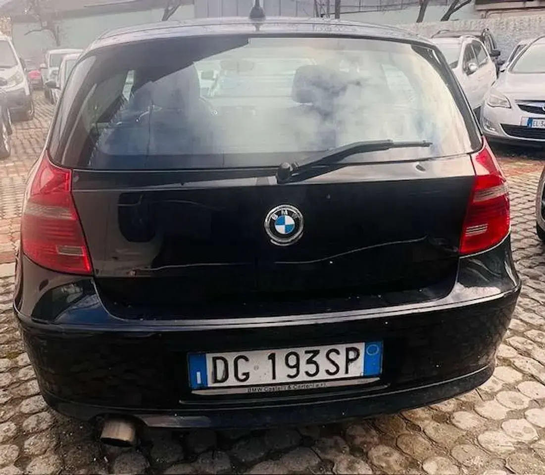 Usata BMW 118 143 CV (105 kW) 2007 Nero Utilitaria
