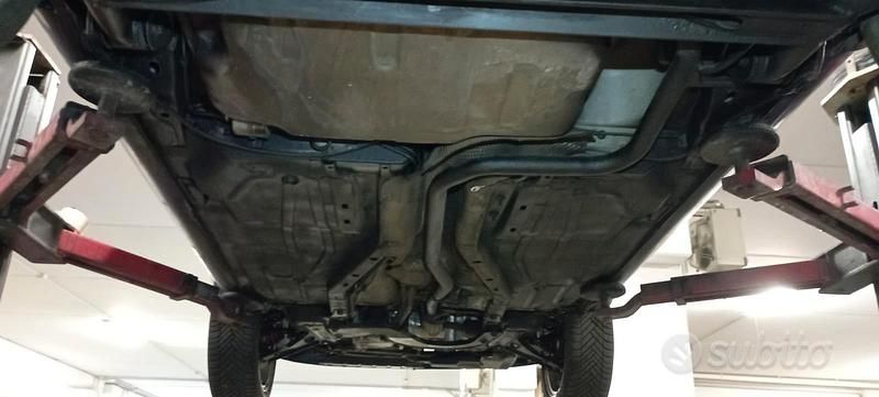 Usata Ford SportKa 95 CV (69 kW) 2007 Blu Utilitaria