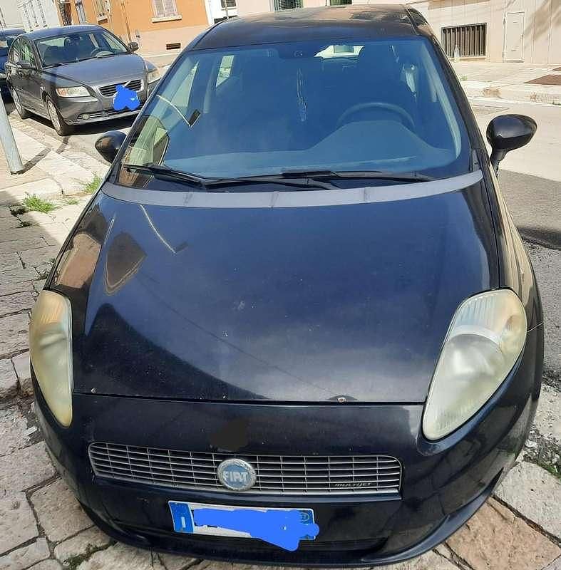 Usata Fiat Grande Punto Dynamic 90 CV (66 kW) 2007 Utilitaria
