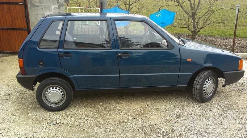 Usata Fiat Uno 45 CV (33 kW) 1989 Blu Utilitaria