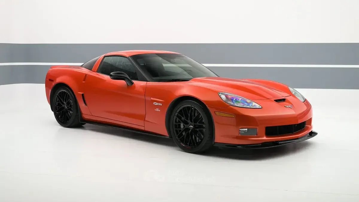 Usata Corvette Z06 513 CV (377 kW) 2011 Arancione metallizzato Utilitaria