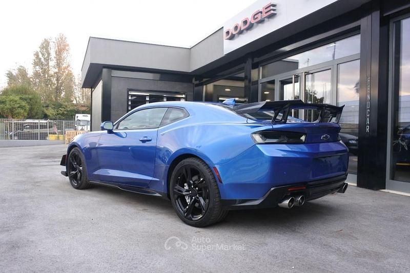 Usata Chevrolet Camaro ZL1 453 CV (333 kW) 2016 Blu/azzurrohyper blue metallicnero Coupé