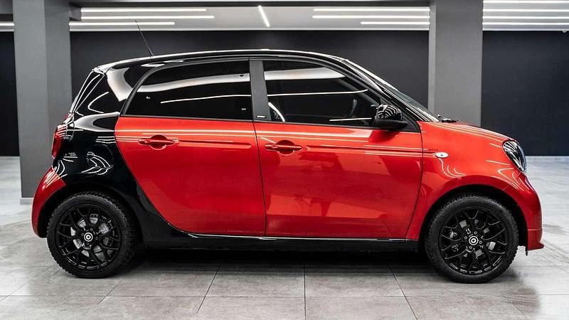 Usata Smart ForFour Superpassion 71 CV (52 kW) 2019 Bordeaux perlato Utilitaria