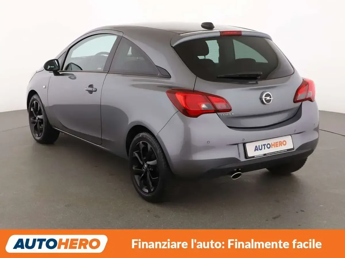 Usata Opel Corsa 90 CV (66 kW) 2017 Grigio Utilitaria