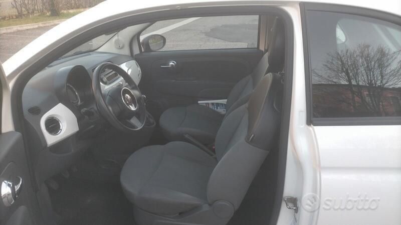 Usata Fiat 500 69 CV (50 kW) 2011 Bianco Utilitaria