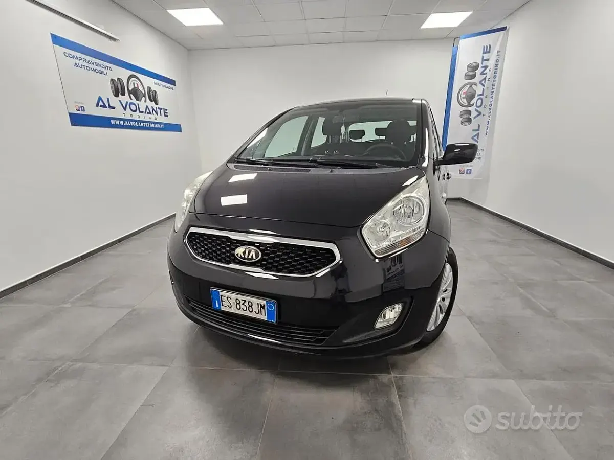Usata Kia Venga Active 90 CV (66 kW) 2013 Nero Utilitaria