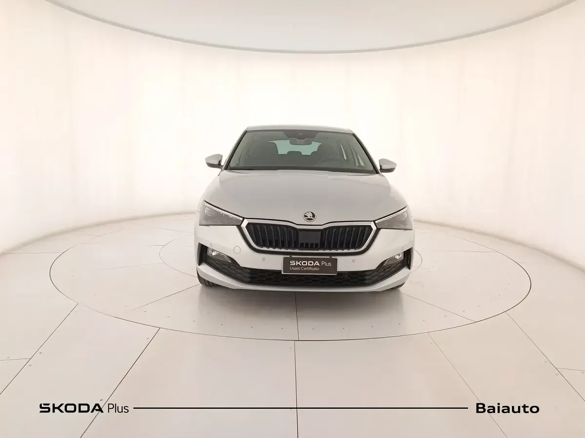 Usata Skoda Scala Style 90 CV (66 kW) 2022 Argento Utilitaria