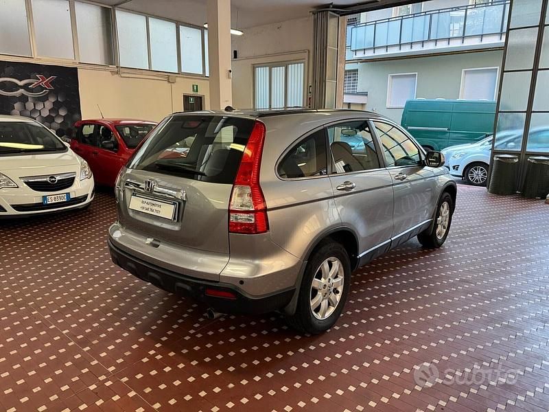 Usata Honda CR-V Advance 150 CV (110 kW) 2009 Argento SUV