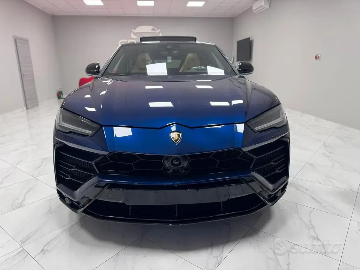 Usata Lamborghini Urus 650 CV (478 kW) 2022 Blu SUV