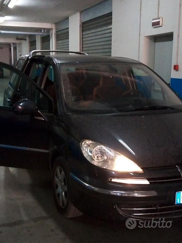 Usata Peugeot 807 2010 Monovolume