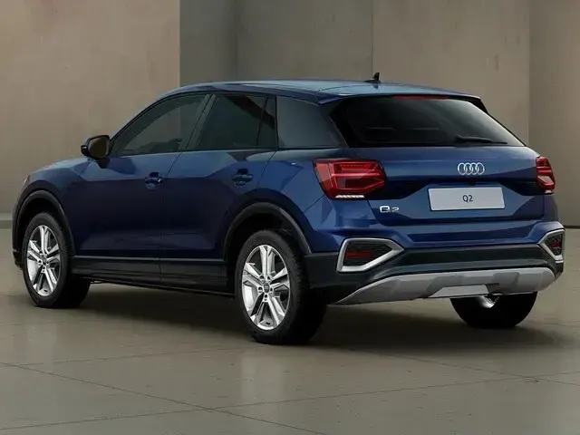 Nuova Audi Q2 Advanced Plus 116 CV (85 kW) 2026 Blu navarra metallizzato SUV