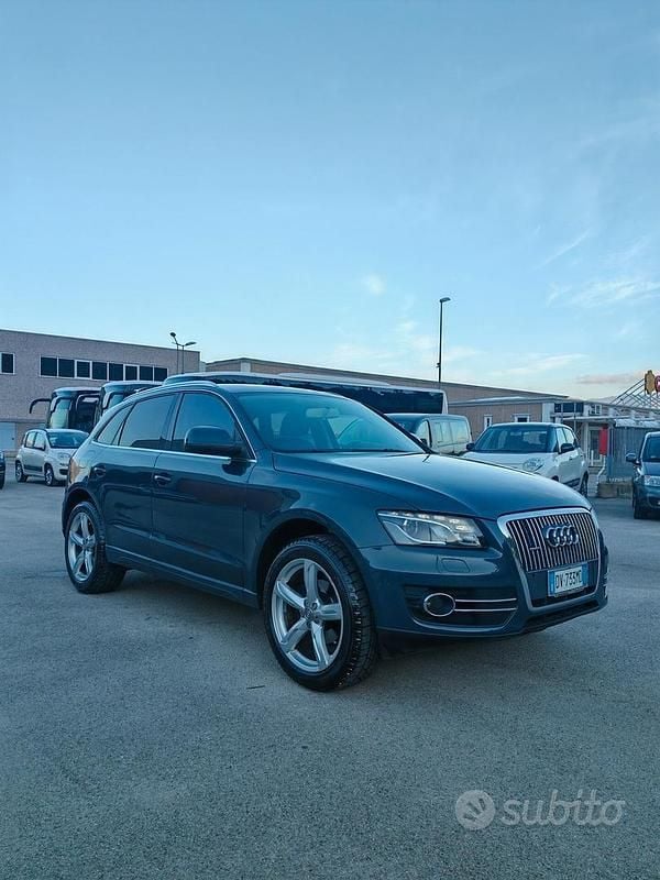 Usata Audi Q5 170 CV (125 kW) 2009 Grigio SUV
