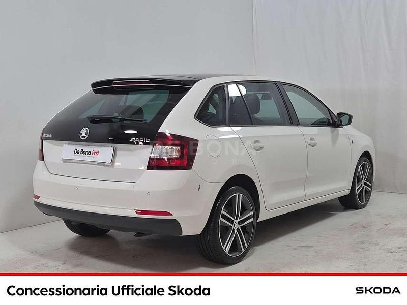 Usata Skoda Rapid Active 105 CV (77 kW) 2014 Bianco Utilitaria
