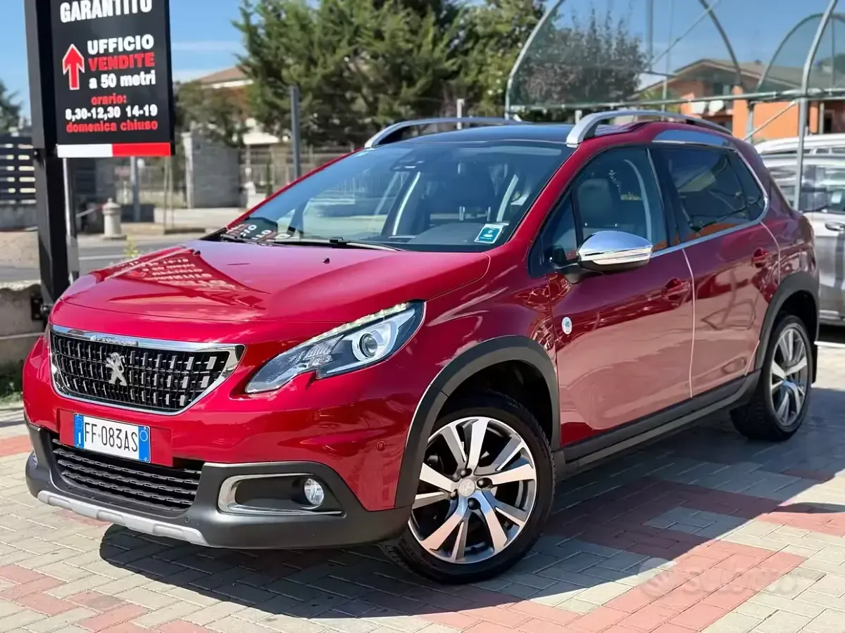 Usata Peugeot 2008 Crossway 120 CV (88 kW) 2016 Rosso SUV