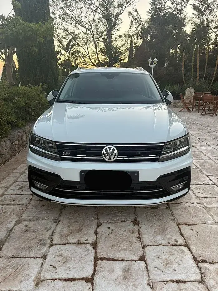 Usata VW Tiguan 150 CV (110 kW) 2019 Bianco SUV