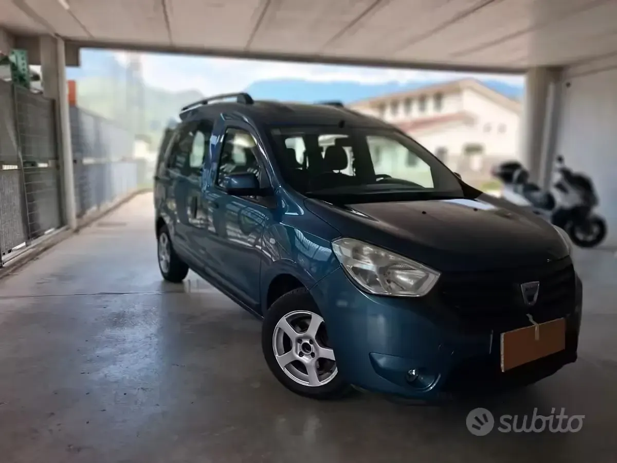 Usata Dacia Dokker 90 CV (66 kW) 2012 Monovolume