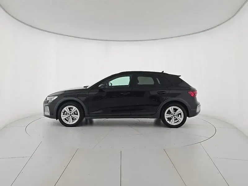 Usata Audi A3 e-tron 204 CV (150 kW) 2025 Utilitaria