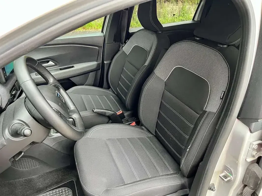 Begagnad Dacia Jogger Extreme 101 HK (74 kW) 2022 Minibuss