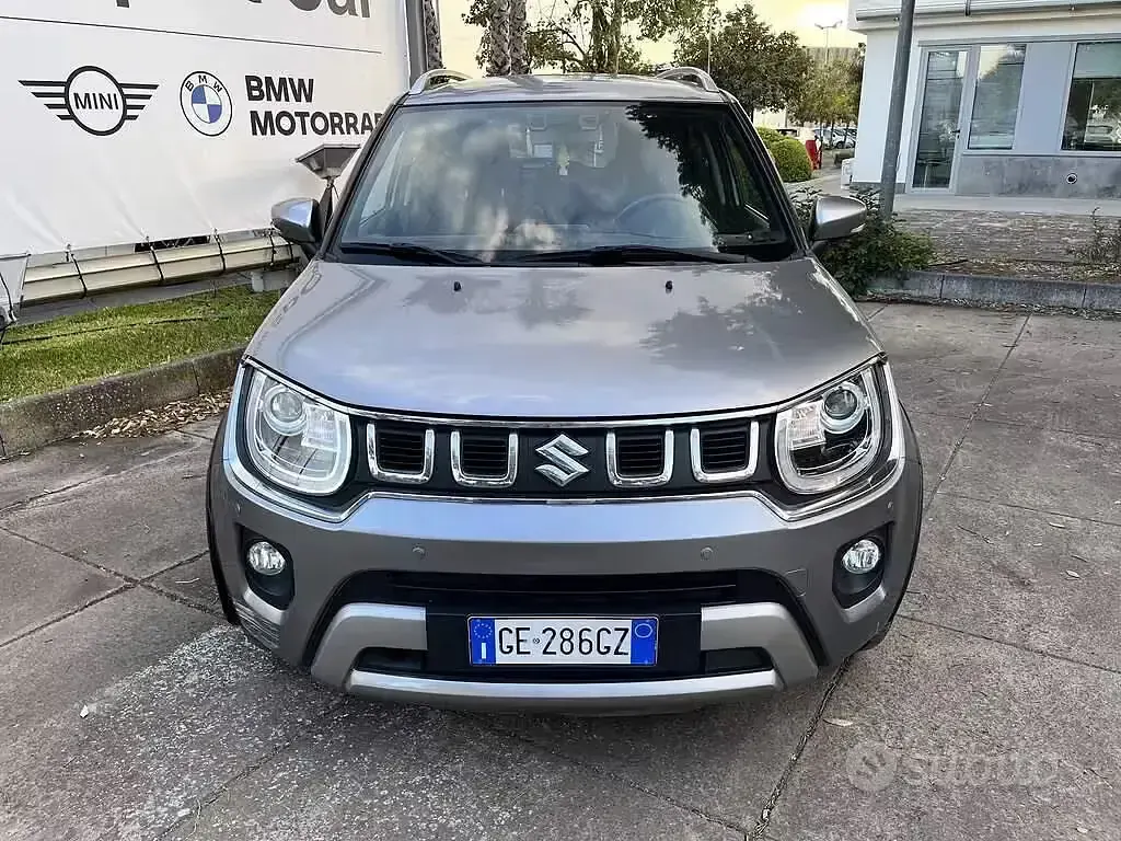 Usata Suzuki Ignis 83 CV (61 kW) 2021 Argento SUV