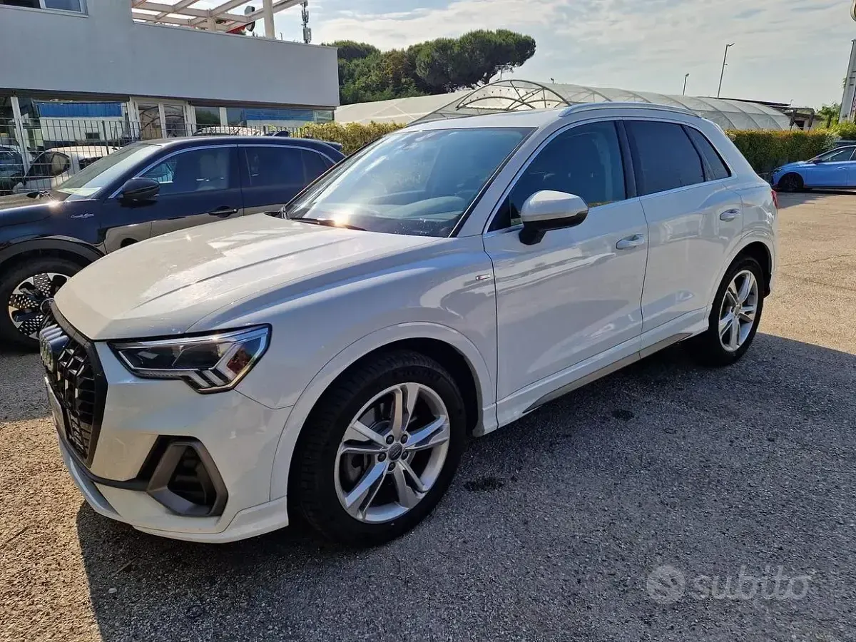 Usata Audi Q3 S-Line 190 CV (139 kW) 2019 Bianco SUV