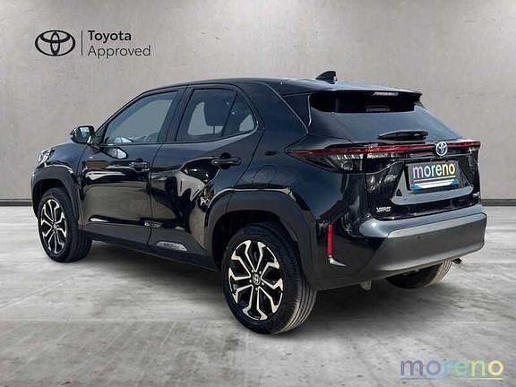 Usata Toyota Yaris Hybrid Trend 116 CV (85 kW) 2022 Nero Pick-up