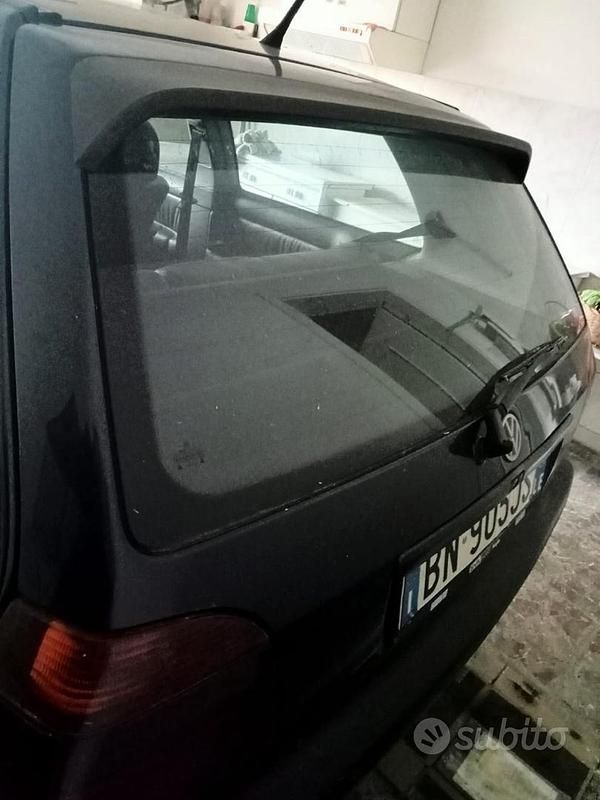 Usata 2003 VW Golf IV Tre volumi | 12.000 € - Immagine 1/4