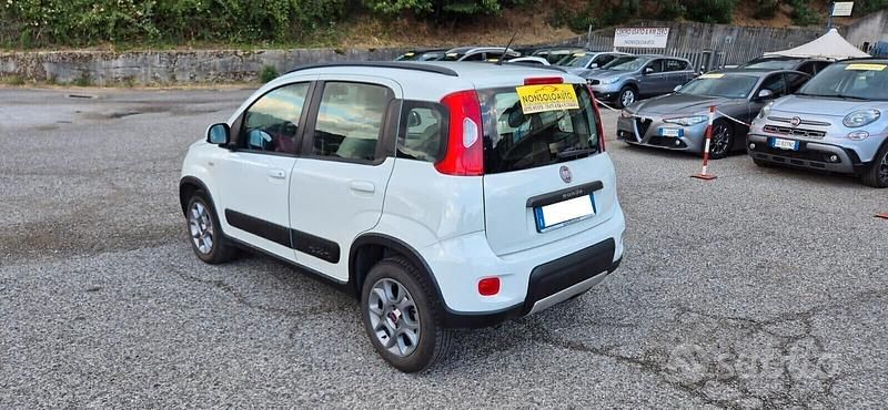 Usata Fiat Panda 4x4 75 CV (55 kW) 2014 Bianco Utilitaria