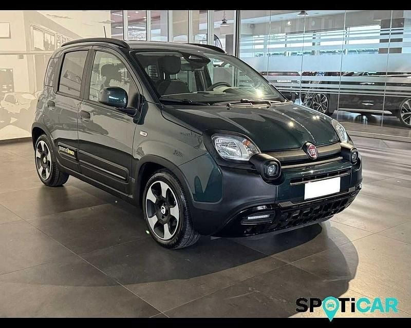 Usata Fiat Panda Cross Cross 69 CV (50 kW) 2025 Verde Utilitaria