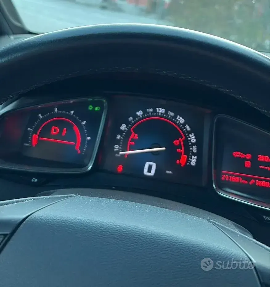 Usata Citroën DS5 163 CV (119 kW) 2014 Grigio Utilitaria