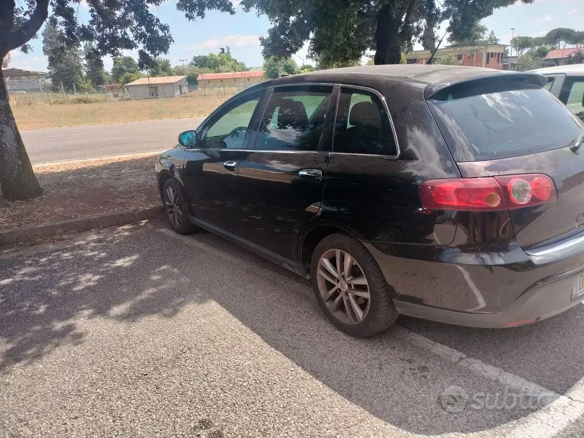 Usata Fiat Croma Dynamic 150 CV (110 kW) 2009 Nero Station wagon
