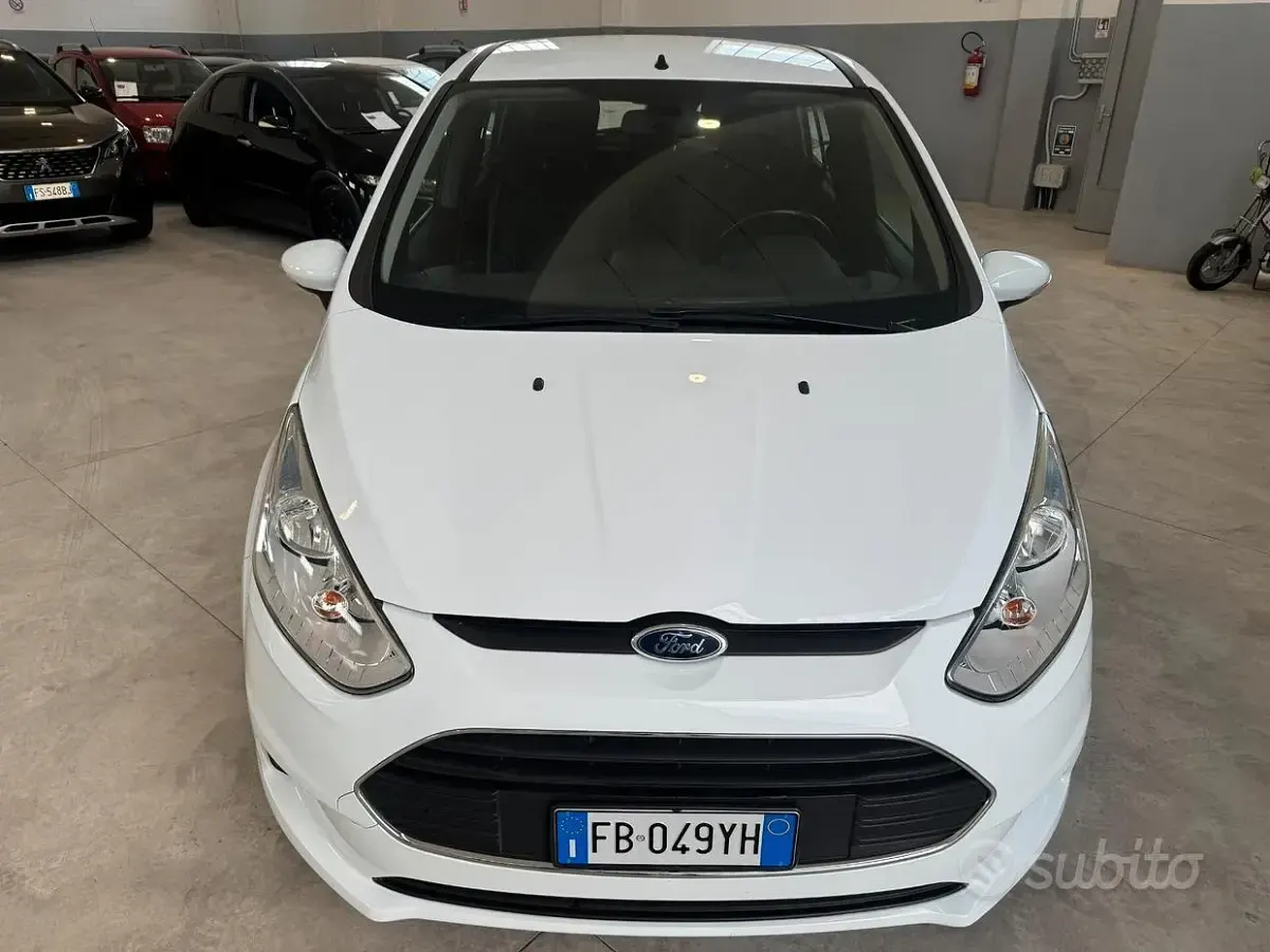 Usata Ford B-MAX 100 CV (73 kW) 2016 Bianco Monovolume