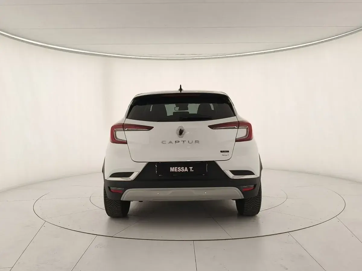 Usata Renault Captur Intens 145 CV (106 kW) 2023 Tutte_bianco SUV