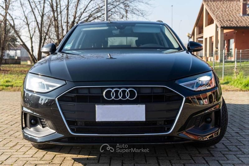 Usata Audi A4 163 CV (119 kW) 2024 Nero Station wagon