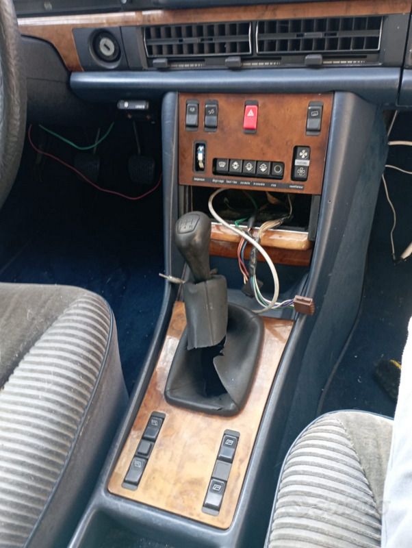 Usata Mercedes 280 SE 187 CV (137 kW) 1980 Grigio Berlina