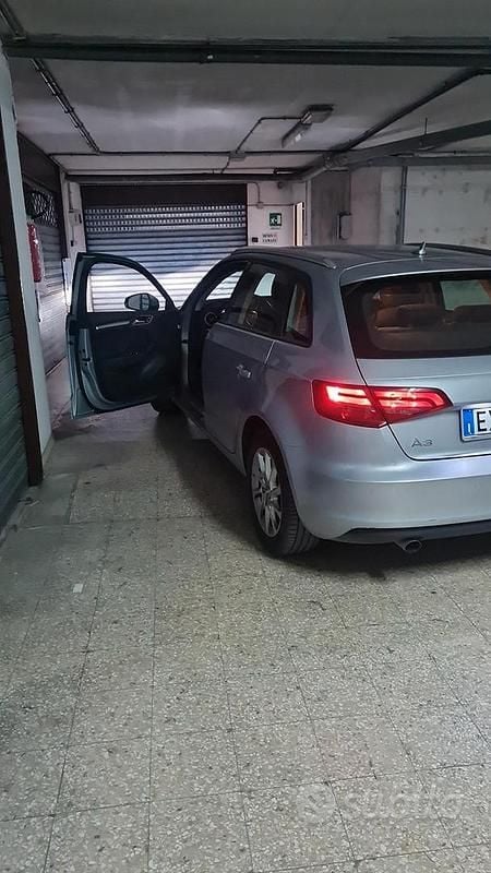 Usata Audi A3 Young 110 CV (80 kW) 2014 Grigio Berlina
