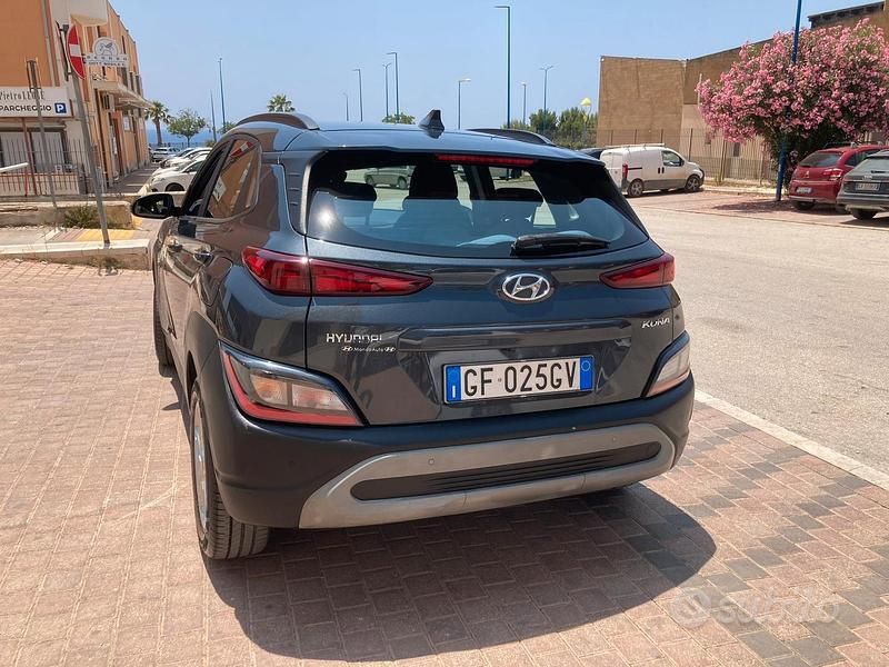 Usata Hyundai Kona 136 CV (100 kW) 2021 Grigio SUV