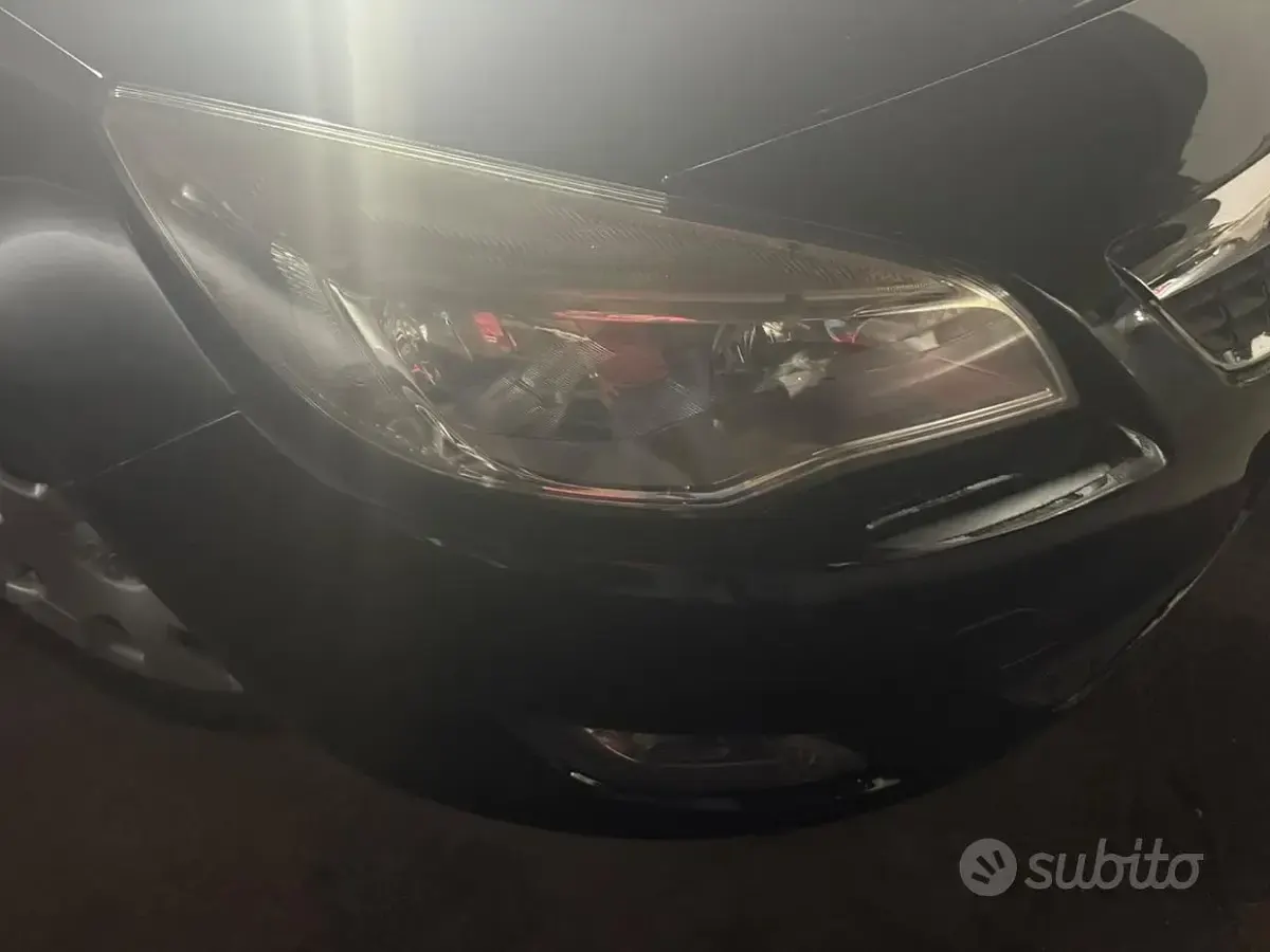 Usata Opel Astra 100 CV (73 kW) 2010 Nero Berlina
