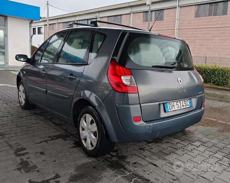 Usata Renault Scénic II 86 CV (63 kW) 2007 Blu Monovolume