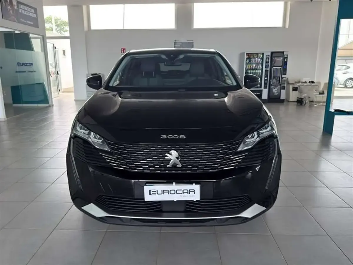 Usata Peugeot 3008 131 CV (96 kW) 2022 Nero / black SUV