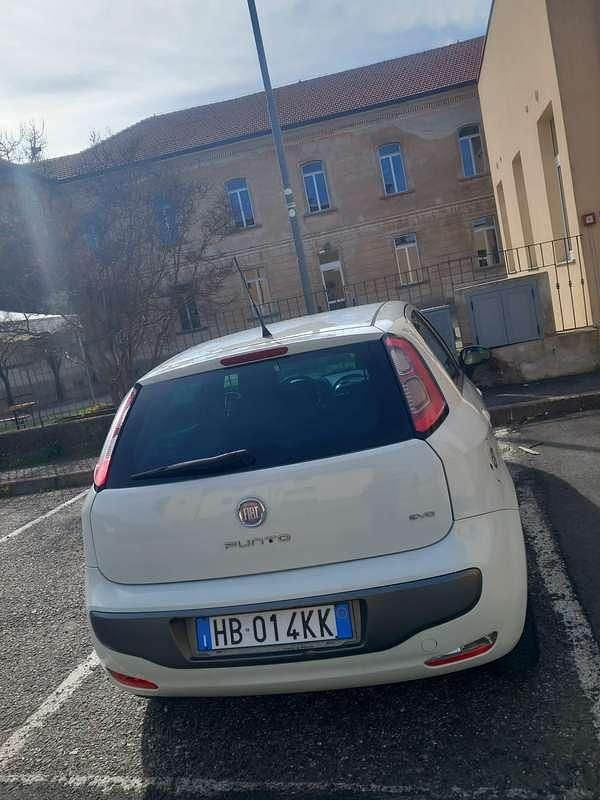 Usata Fiat Punto Evo Sport 90 CV (66 kW) 2013 Utilitaria