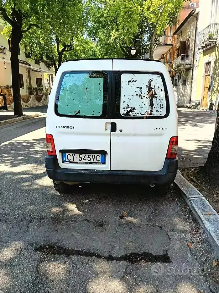 Usata Peugeot Partner 90 CV (66 kW) 2006 Bianco Monovolume