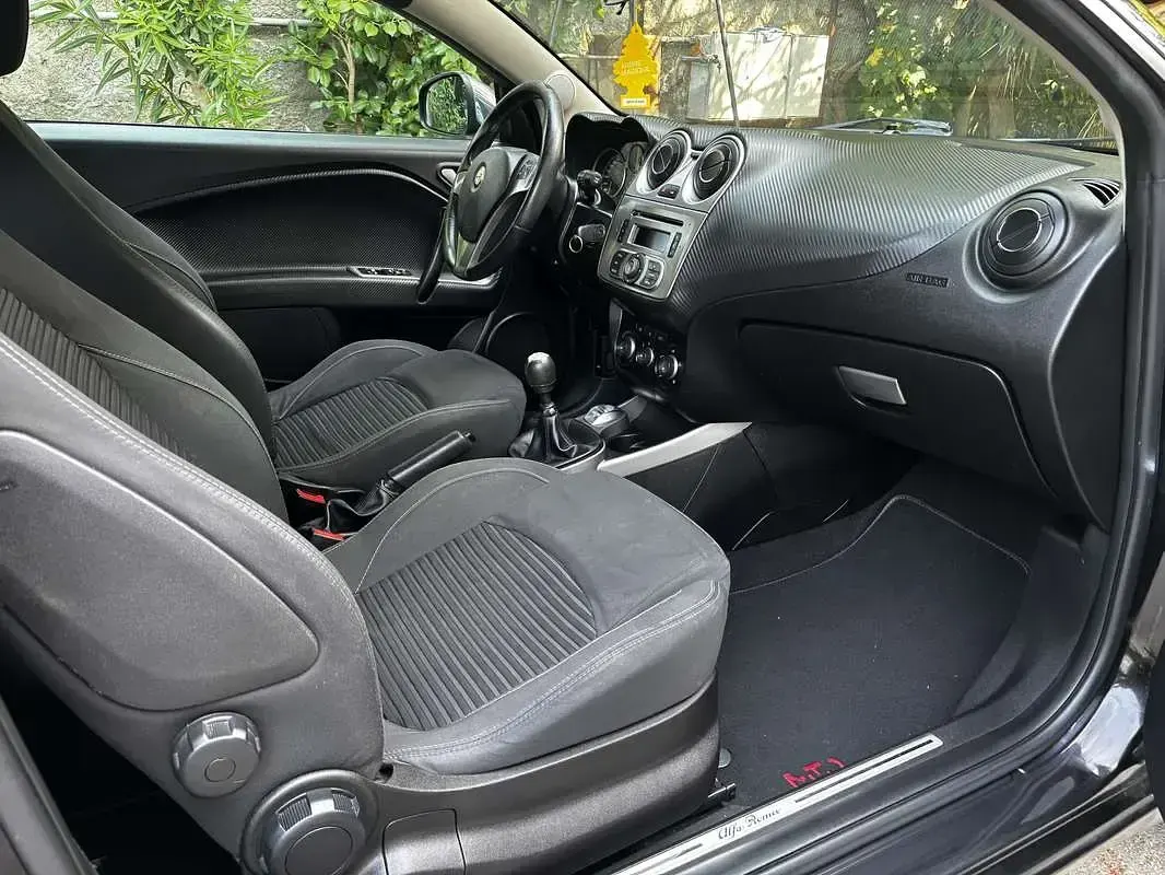 Usata Alfa Romeo MiTo Distinctive 120 CV (88 kW) 2012 Utilitaria