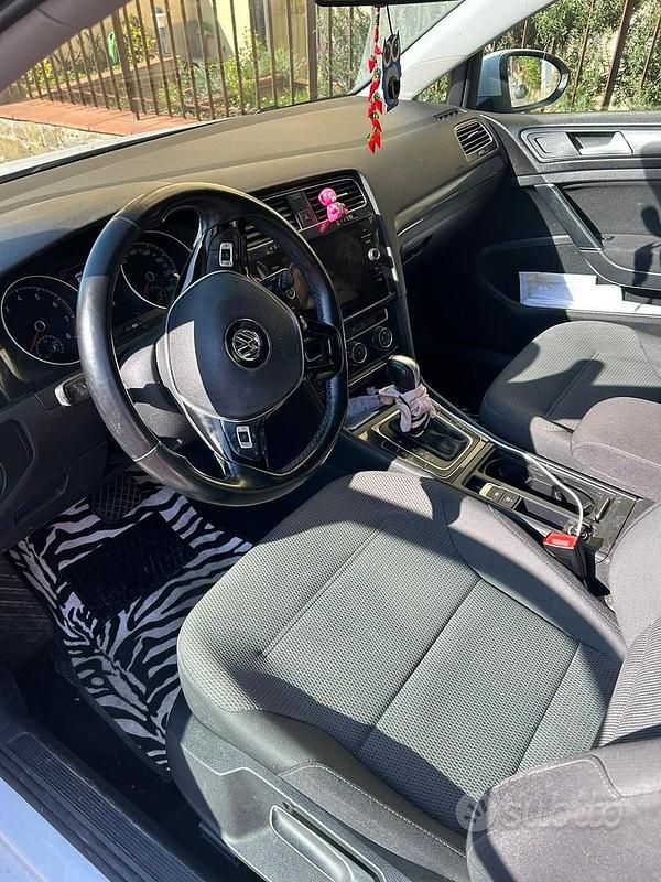 Usata VW Golf VIII 130 CV (95 kW) 2020 Bianco Berlina