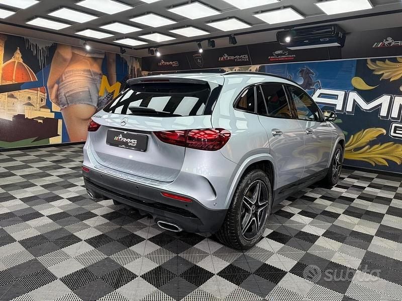 Usata Mercedes GLA200 AMG Line Premium Plus 150 CV (110 kW) 2024 Grigio SUV