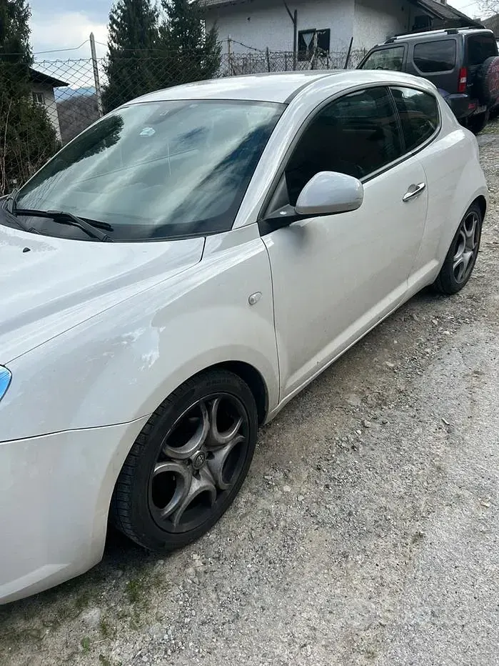 Usata Alfa Romeo MiTo 79 CV (58 kW) 2009 Bianco Utilitaria